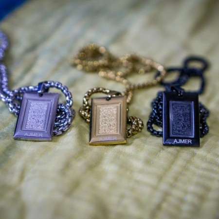 Ajmer  aitul kurci squre locket